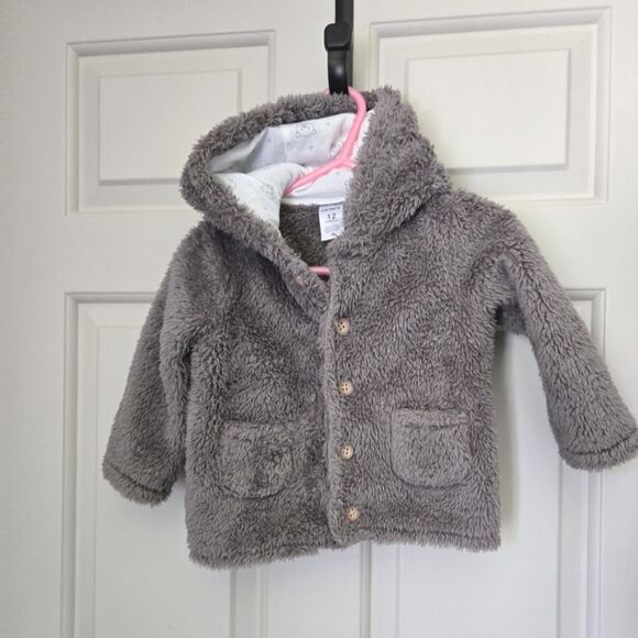 3/$20 Carter's Fluffy Jacket / Sweater Size 12m - Picture 1 of 4